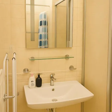 Great Location In The Centre Of Daire Kösice